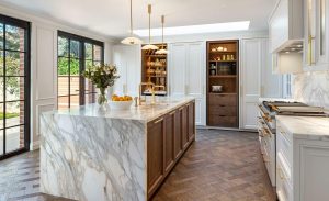What makes a kitchen look luxurious?